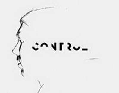 Über Joe Kent: Ein erfahrener Beamter mit kontroversen politischen Ansichten…